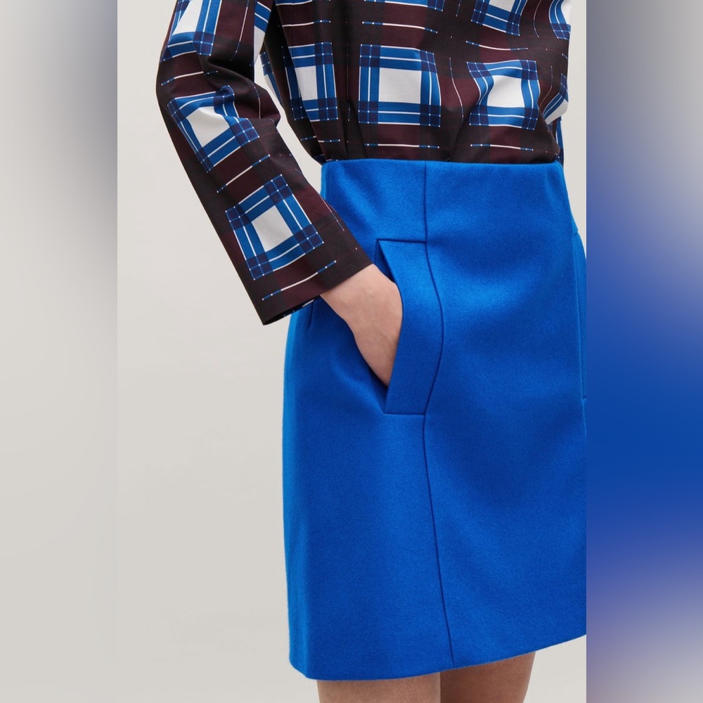 COS‎ Short Wool Skirt - Picture 7 of 17